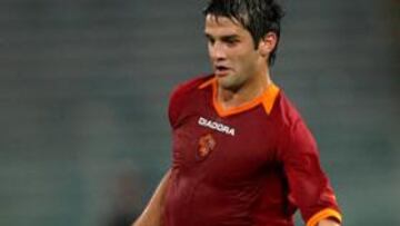 <b>SE ACABÓ EL CULEBRÓN.</b> Christian Chivu vestirá finalmente de azul y negro.