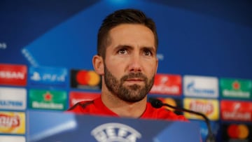 Moutinho: "Falcao no puede hacerlo solo, somos un equipo"