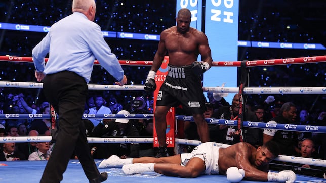 Dubois tumba a Joshua con un KO agónico
