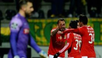 Mitroglou volvió a marcar para el Benfica.
