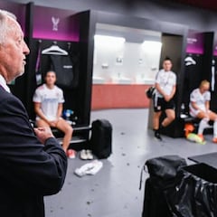 Aulas: "Después de las 'semis', le di a las chicas la misma prima que a los chicos en cuartos"