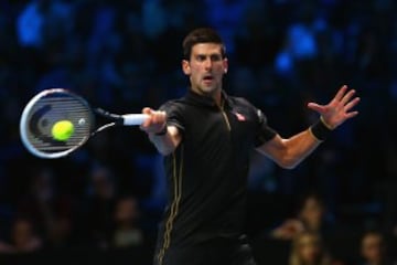 Novak Djokovic tuvo algunos problemas para superar a Nishikori.