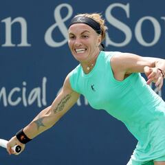 Kuznetsova pasa a semifinales y jugará contra Barty
