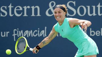 Kuznetsova pasa a semifinales y jugará contra Barty