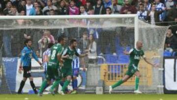 La Ponferradina resurge en Riazor a costa del Deportivo