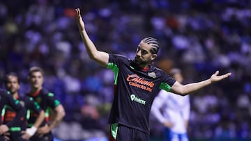 during the 13th round match between Puebla and FC Juarez as part of the Liga BBVA MX Varonil, Torneo Clausura 2026 at Cuauhtemoc Stadium, on April 03, 2026 in Puebla, Mexico.
