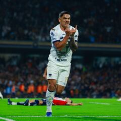 Pumas (3-0) Chivas: Resumen del partido y goles