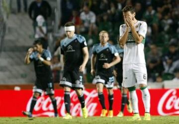 0-1. Pedro Mosquera se lamenta tras el gol de Nolito.