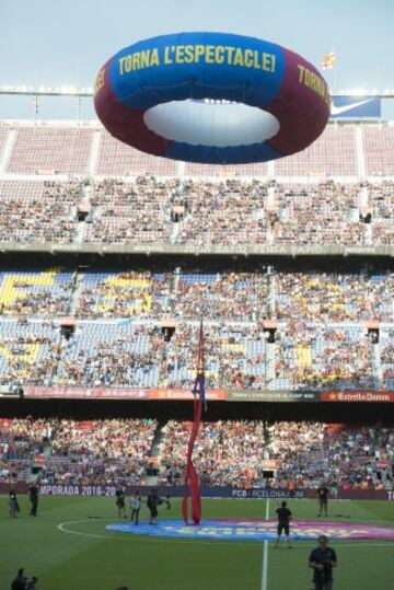 El Barcelona se presentó ante su afición en el Joan Gamper