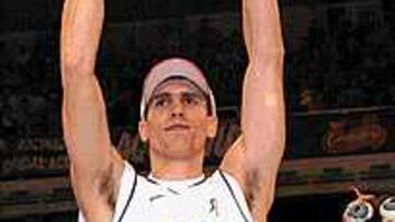 AARÓN CUÉLLAR PARRA. Es el primer español y el primer blanco que gana el concurso. Madridista confeso, iba para portero de fútbol en su tierra, Valencia; pero el baloncesto se cruzó en su camino hace sólo cuatro años. Fue un flechazo.