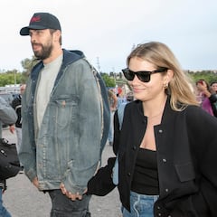 Ex-Barcelona defender Gerard Piqué to marry Clara Chía after Shakira split: how will they announce their engagement?