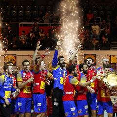 Los Hispanos arrasan también en televisión