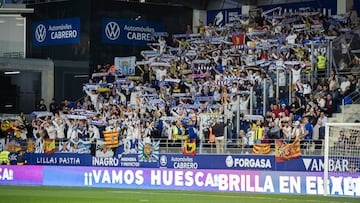 La afición del Zaragoza, durante un partido en El Alcoraz.