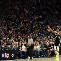 Giannis Antetokounmpo records another franchise record