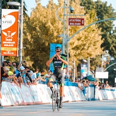 La UCI suspende al ucraniano Kononenko tras dar positivo en tramadol en el Mundial