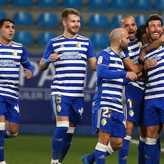 Aprobados y suspensos: Goleada en El Toralín para seguir arriba