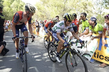 Chaves durante la octava etapa de la Vuelta a España 2017. 