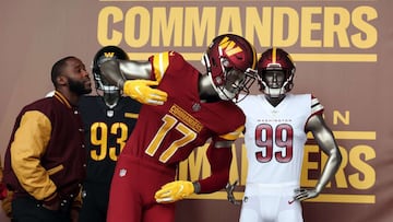 Tras dos a&ntilde;os, el Washington Football Team finalmente se convierte en Commanders, sin mayores cambios en cuanto a logo y colores en casco y uniformes.