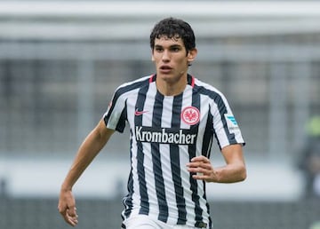 Jesús Vallejo, con el Eintracht