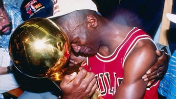 Por esto es leyenda: las mejores jugadas de Jordan en playoffs