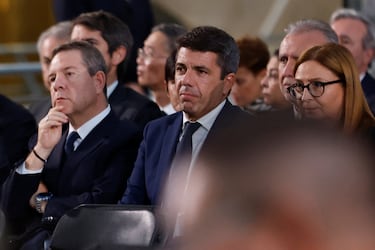El presidente de la Generalitat Valenciana, Carlos Mazón, asistió al funeral de Estado en el primer aniversario de las graves inundaciones.