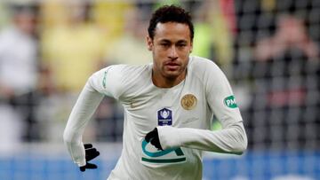 Soccer Football - Coupe de France Final - Stade Rennes v Paris St Germain - Stade de France, Saint-Denis, France - April 27, 2019   Paris St Germain&#039;s Neymar in action    REUTERS/Charles Platiau