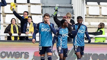 Álvaro García Pascual junto a Yussi Diarra y Dawda Camara. Foto: LaLiga.
