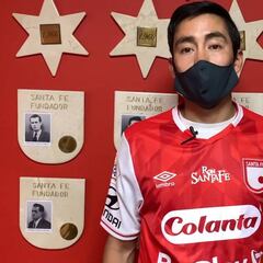 Sambueza: "Estoy contento de poder seguir en Santa Fe"