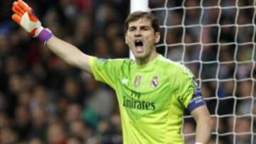 Casillas durante el encuentro ante el Schalke