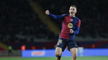 Pudo haber marcado el gol más icónico de la temporada, pero unas inoportunas manos lo evitaron. Su temporada ha sido simplemente apoteósica. El jugador número 12 de la plantilla. Cuando sale, el equipo sube uno o dos escalones.