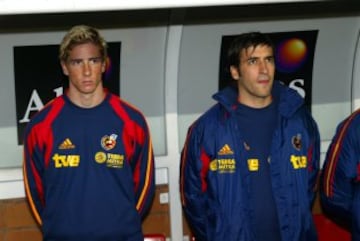 En 2006, durante una concentración de La Roja junto a Raúl.