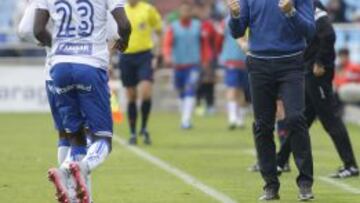 Popovic celebra el gol de Hinestroza frente al Elche.