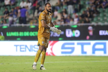 Jugó en Cruz Azul, es mexicano y hoy es el portero más goleado de la Liga MX