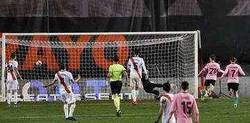 1-2. Frenkie De Jong marc¨® el segundo gol.