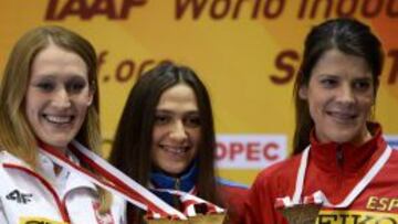 Ruth Beitia (derecha) junto a la rusa Kuchina (centro) y a la polaca Licwinko .