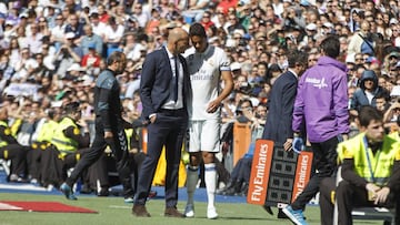 02/04/17 PARTIDO PRIMERA DIVISION
REAL MADRID - ALAVES
LESION DE RAPHAEL VARANE Y ZINEDINE ZIDANE