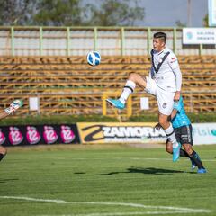 Santiago Morning acecha la punta y Puerto Montt golea