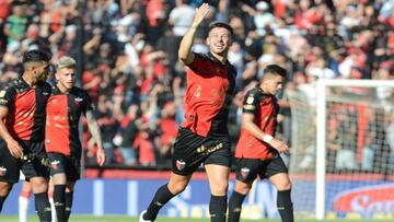 Falcioni advierte a la U por Lértora: "Por poquitas monedas no se va nadie"