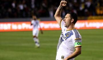 El histórico irlandés, terminó su travesía por la MLS con LA Galaxy.