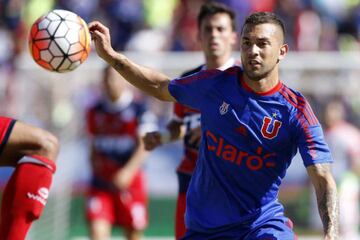 Luis Fariña 2016. Jugó 11 partidos, donde no sumó goles ni asistencias. Nacido en Buenos Aires, tras su salida de la U se nacionalizó paraguayo.