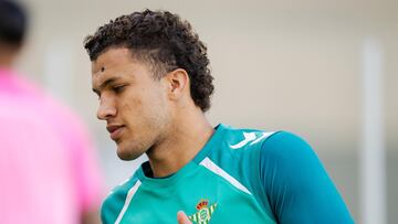 Pellegrini respira y recupera a Deossa.