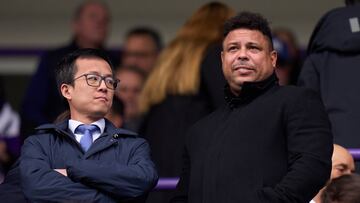 Ronaldo Nazario, presidente del Valladolid, y Mao Ye, CEO del RCD Espanyol.