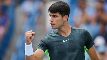 MASON, OHIO - AUGUST 18: Carlos Alcaraz of Spain reacts to winning a point against Max Purcell of Australia during their quarterfinal match at the Western & Southern Open at Lindner Family Tennis Center on August 18, 2023 in Mason, Ohio. Aaron Doster/Getty Images/AFP (Photo by Aaron Doster / GETTY IMAGES NORTH AMERICA / Getty Images via AFP)