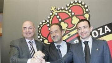 El presidente del Zaragoza reconoce una deuda de 100 millones de euros