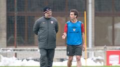 Bielsa, con Iñigo Pérez en febrero de 2012