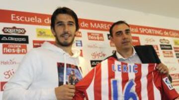 Dejan Lekic, junto a Ra&uacute;l Lozano, en su presentaci&oacute;n