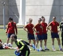 Las teóricas titulares golean en un partidillo de entrenamiento