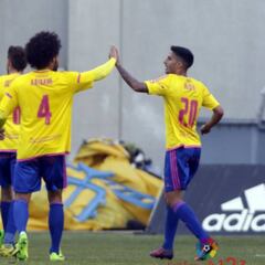 Álvaro asienta al Cádiz en playoff y mete en un lío al Rayo