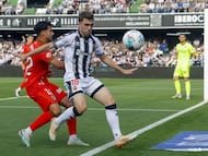 Partido de la jornada 36 de LaLiga Hypermotion entre Castellón y Burgos.