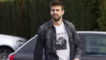 Gerard Piqué discharged from  hospital after stomach virus